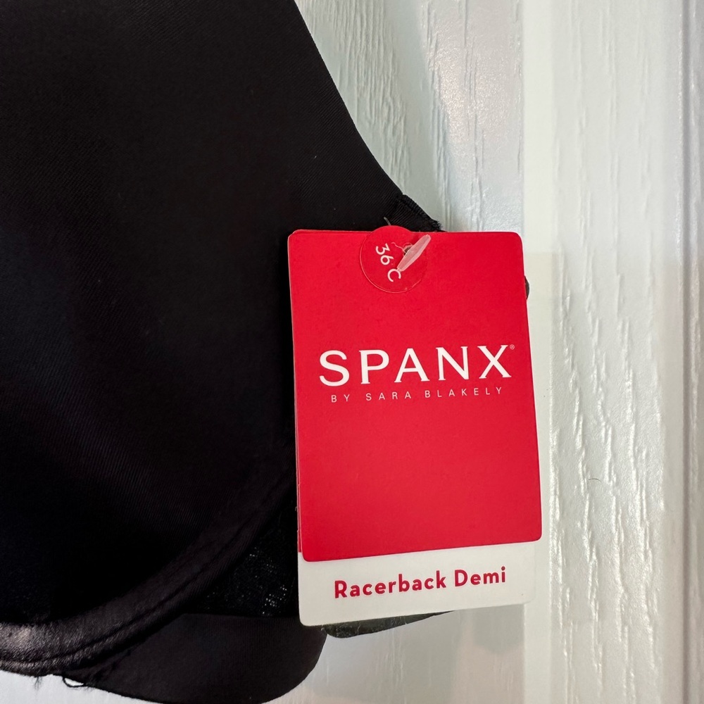 Spanx Racerback Demi Lace - Picture 3 of 7